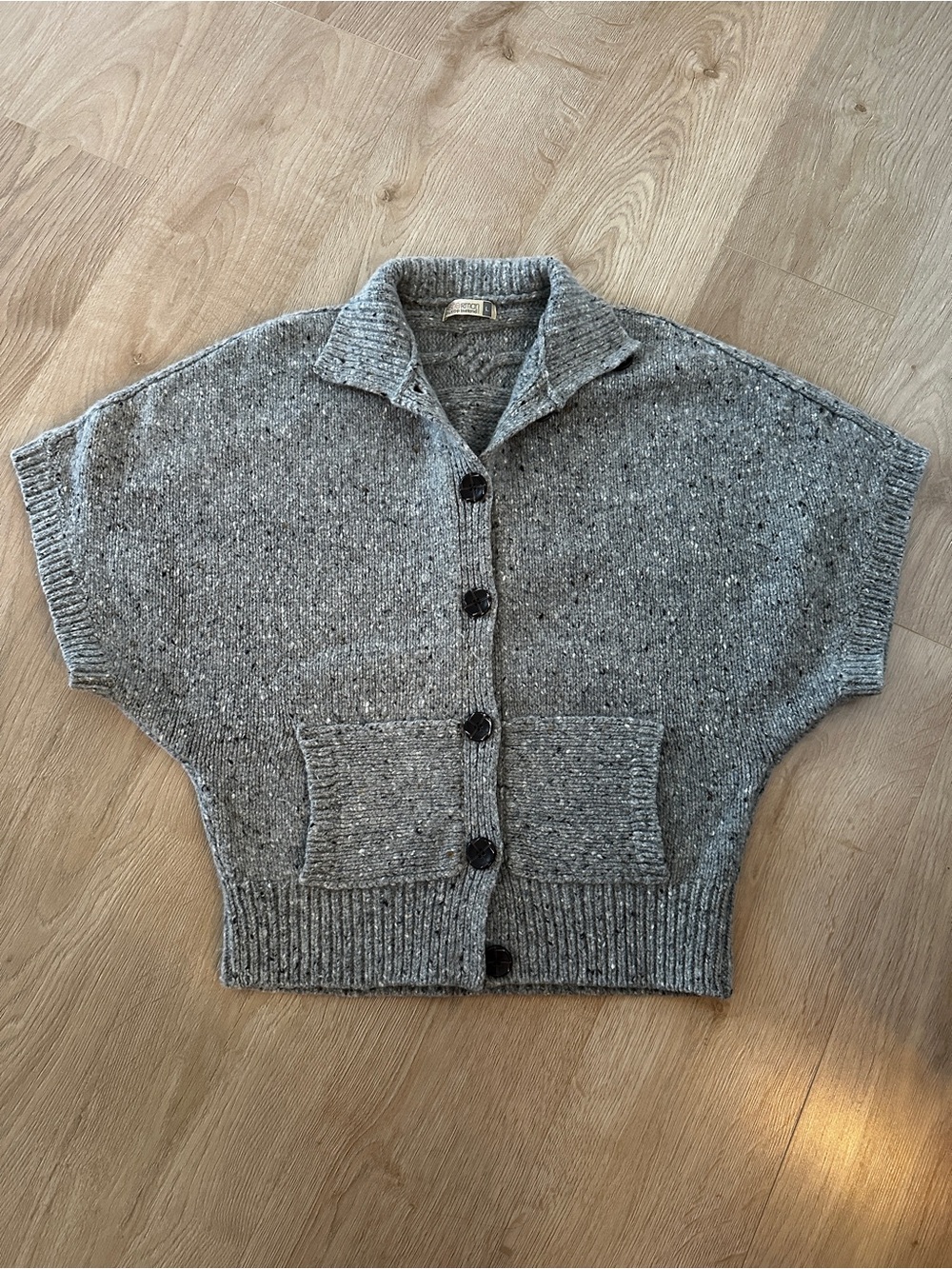 Women's Irish Aran Cable Knit Wool Poncho Cardigan Sweater sz M - Grey